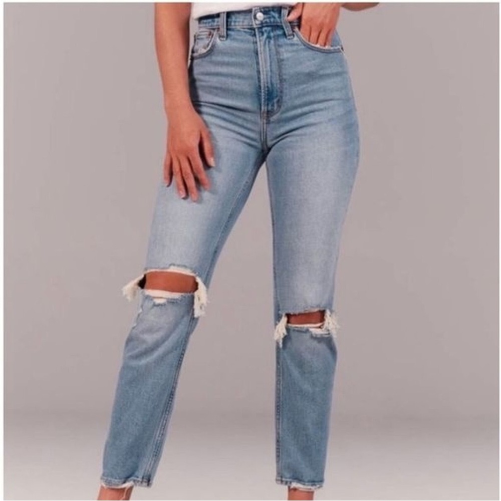 ABERCROMBIE Curve Love Ultra High Rise Ankle Straight Jeans